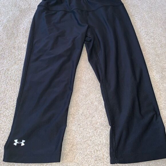 under armour capri leggings   - Picture 1 of 3